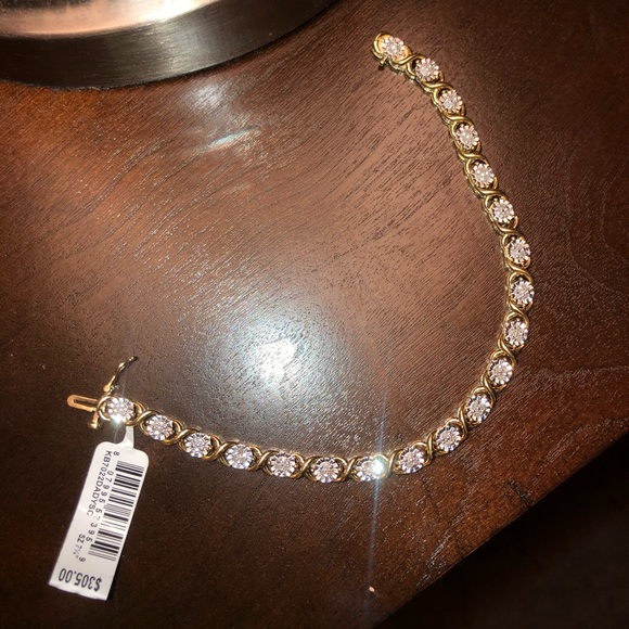Diamond Tennis Bracelet NWT - Picture 2 of 4